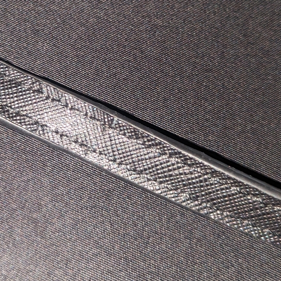 Michael Kors Kelsey crossbody bag. - Picture 16 of 16